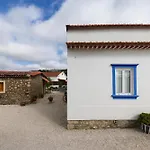 Renovated Wine Press House - With Pool * Porto de Mos (Leiria)