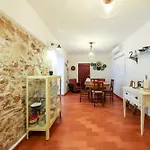 Holiday home Renovated Wine Press House - With Pool Porto de Mos (Leiria)