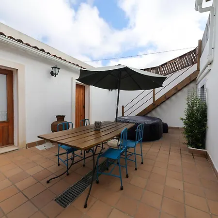 Renovated Wine Press House - With Pool * Porto de Mós
