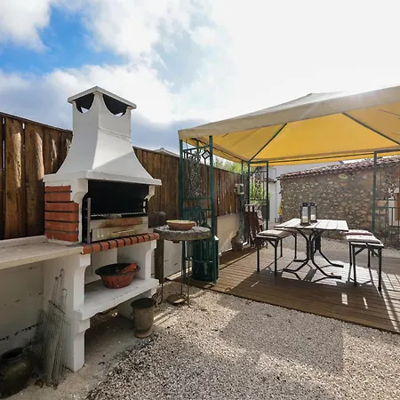 Сasa de vacaciones Renovated Wine Press House - With Pool
