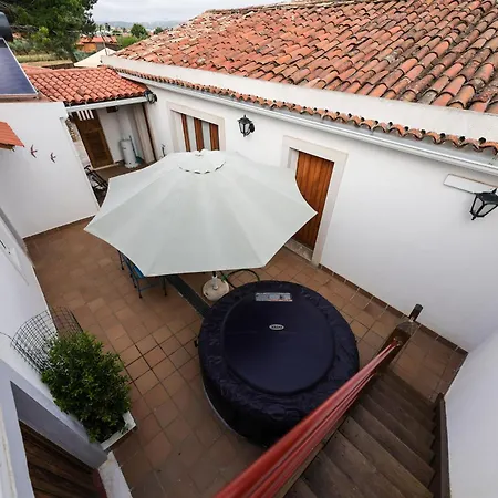 Renovated Wine Press House - With Pool Сasa de vacaciones