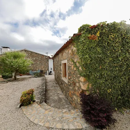 Renovated Wine Press House - With Pool * Porto de Mós
